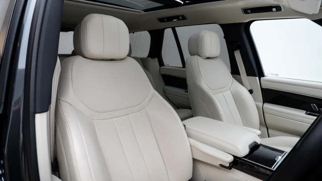 Land Rover Range Rover Image 6