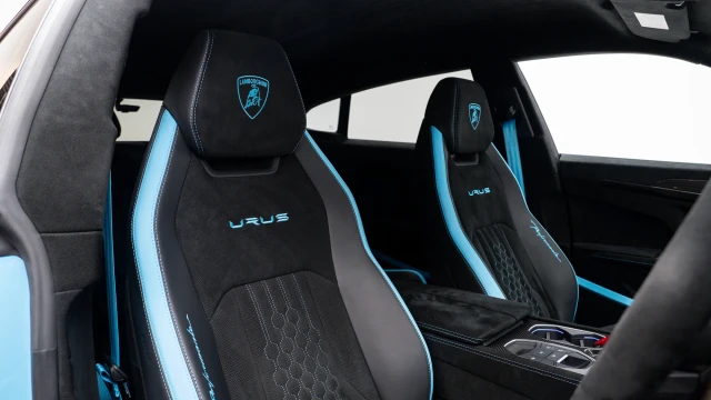 Lamborghini Urus Image 6