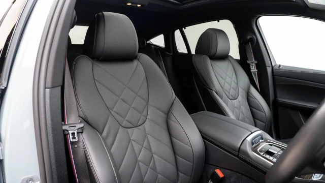 BMW X6 Image 6