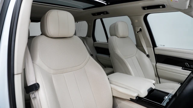 Land Rover Range Rover Image 6