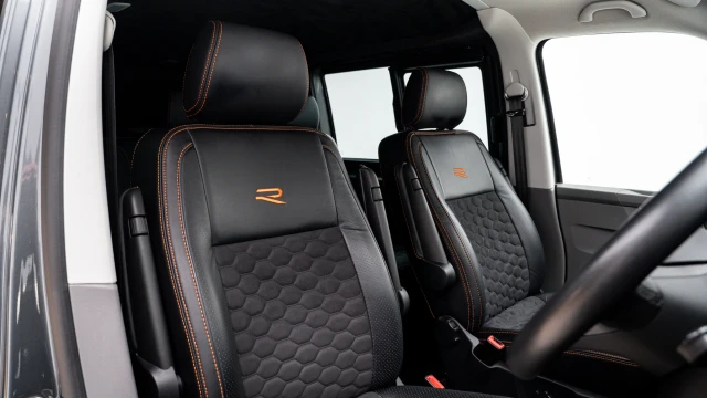 Volkswagen Transporter Image 6