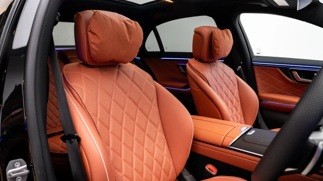Mercedes-Benz S Class Image 6