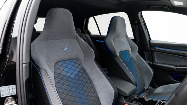 Volkswagen Golf Image 6