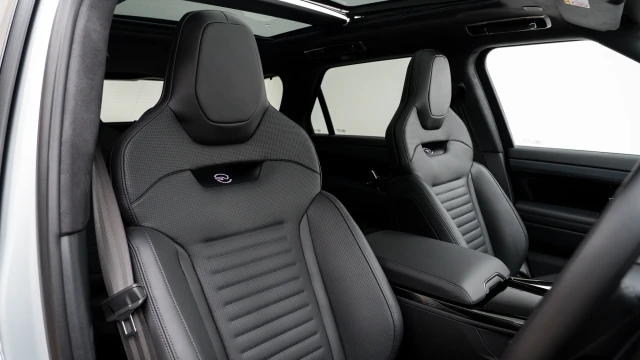 Land Rover Range Rover Sport Image 6