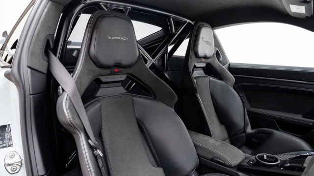 Porsche 911 Image 6