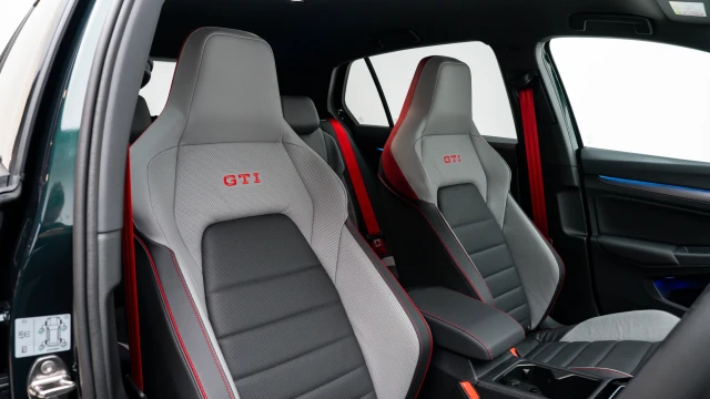 Volkswagen Golf Image 6