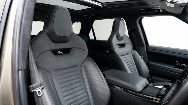 Land Rover Range Rover Sport Image 6