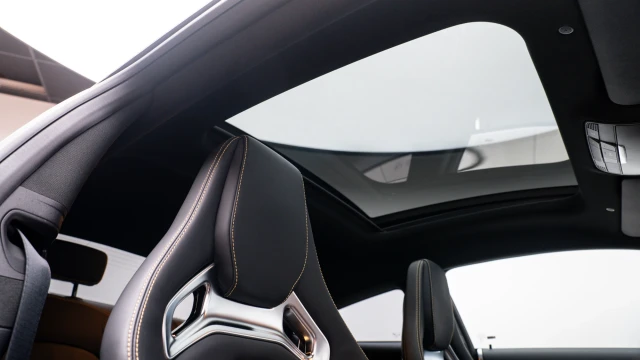 Mercedes-Benz C Class Image 7