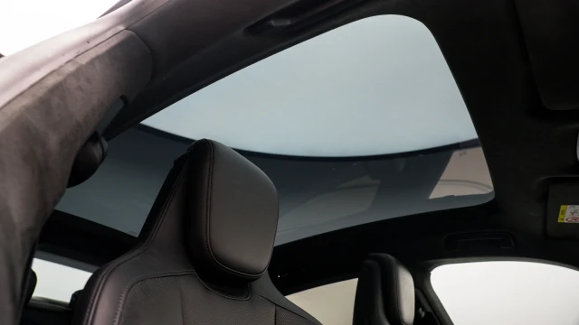 Porsche Taycan Image 7
