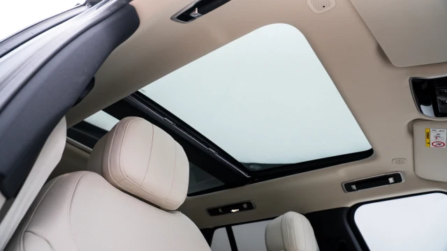 Land Rover Range Rover Image 7