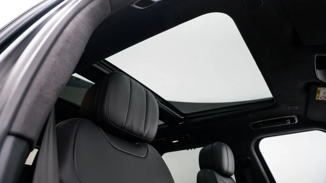 Land Rover Range Rover Sport Image 7