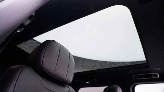 Land Rover Range Rover Sport Image 8