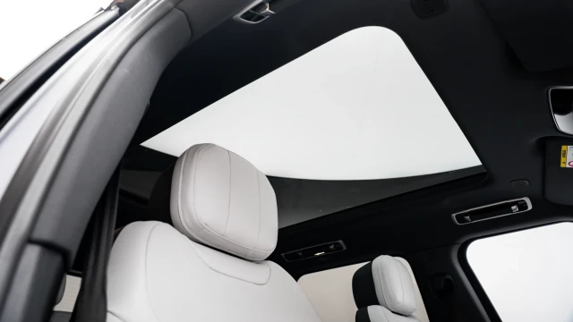 Range Rover Sport Image 7