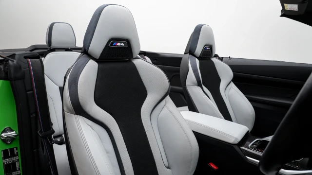 BMW M4 Image 8