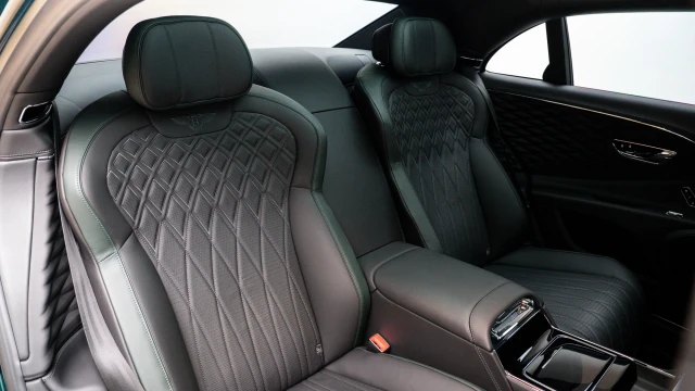 Bentley Flying Spur Image 8