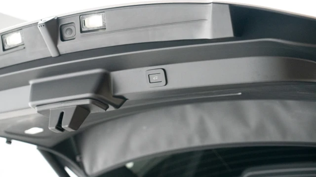 Land Rover Range Rover Sport Image 8