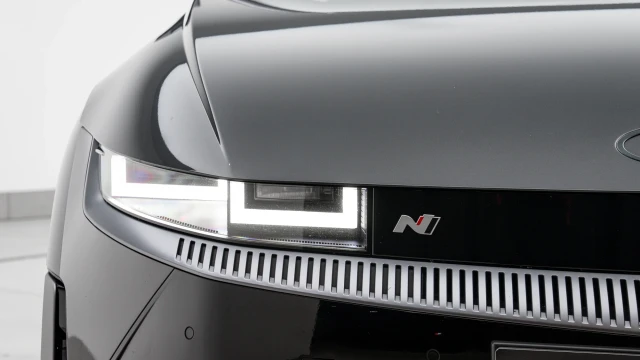 Hyundai IONIQ Image 8