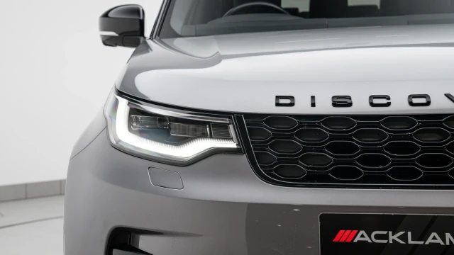 Land Rover Discovery Image 8