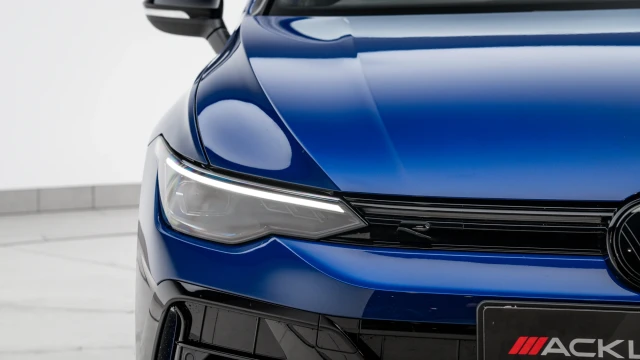 Volkswagen Golf Image 8