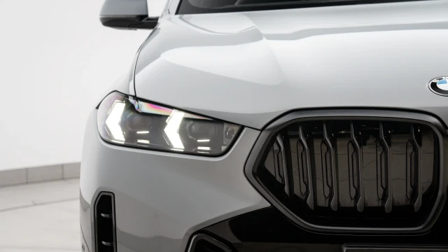 BMW X6 Image 8