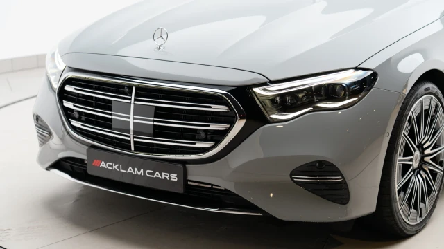 Mercedes-Benz E Class Image 8