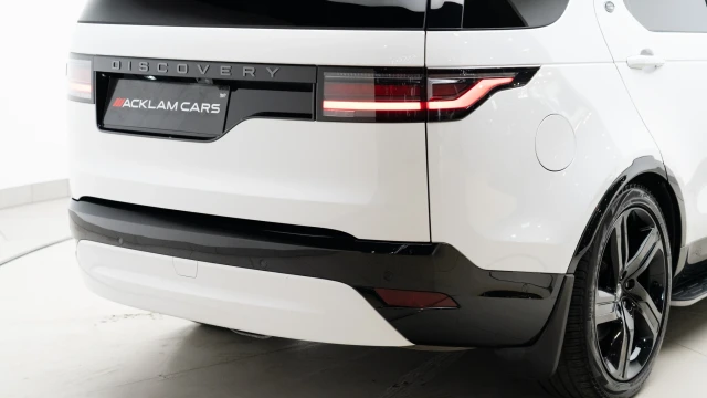 Land Rover Discovery Image 8
