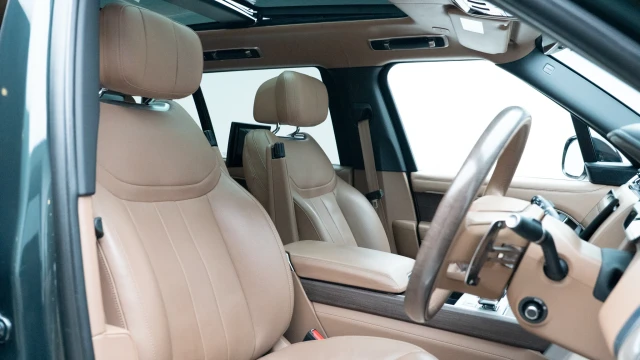Land Rover Range Rover Image 3