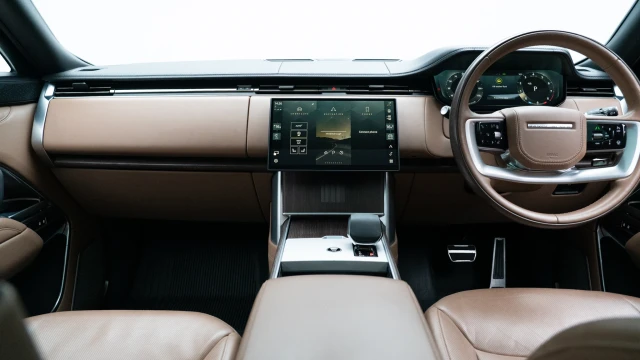 Land Rover Range Rover Image 2