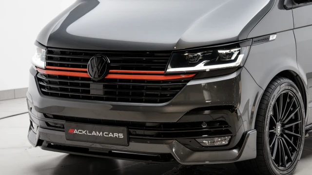 Volkswagen Transporter Image 8