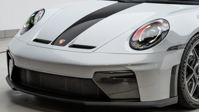 Porsche 911 Image 8