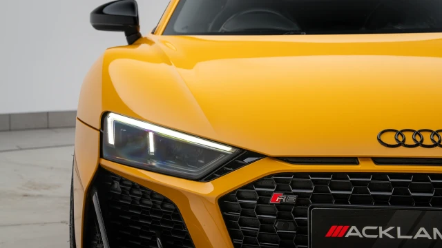 Audi R8 Image 8