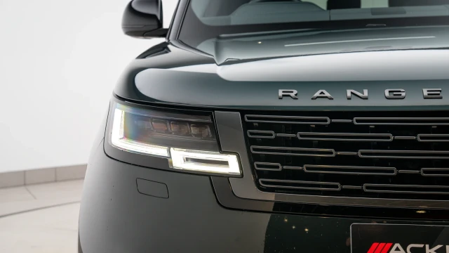 Land Rover Range Rover Image 8