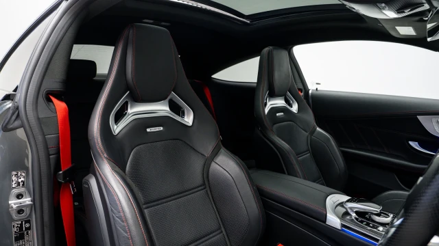 Mercedes-Benz C Class Image 6