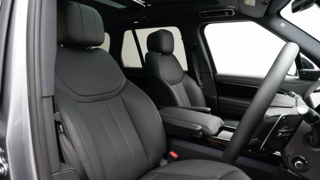 Land Rover Range Rover Image 3
