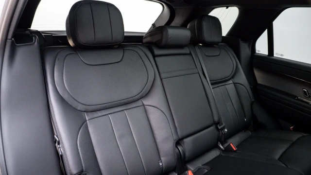 Land Rover Range Rover Sport Image 7