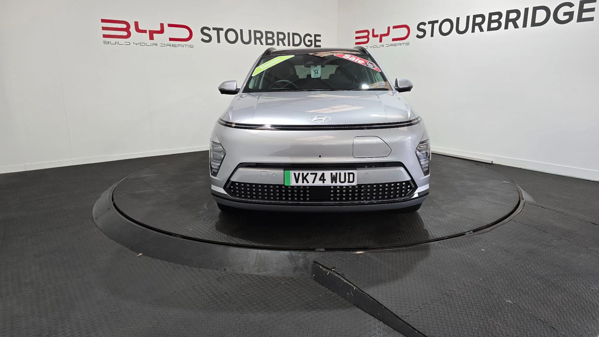 Vehicle thumbnail 2
