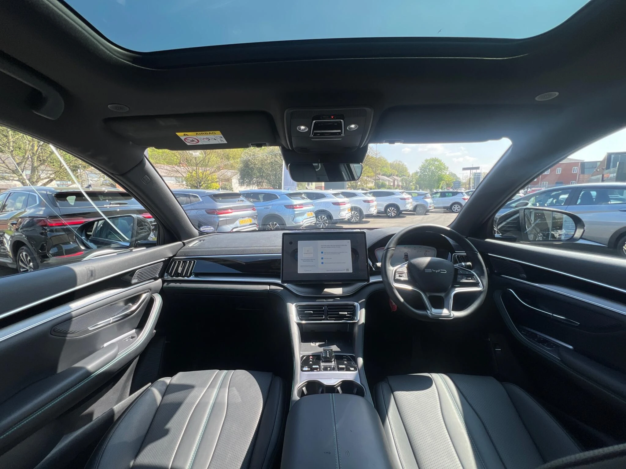 Vehicle image 17