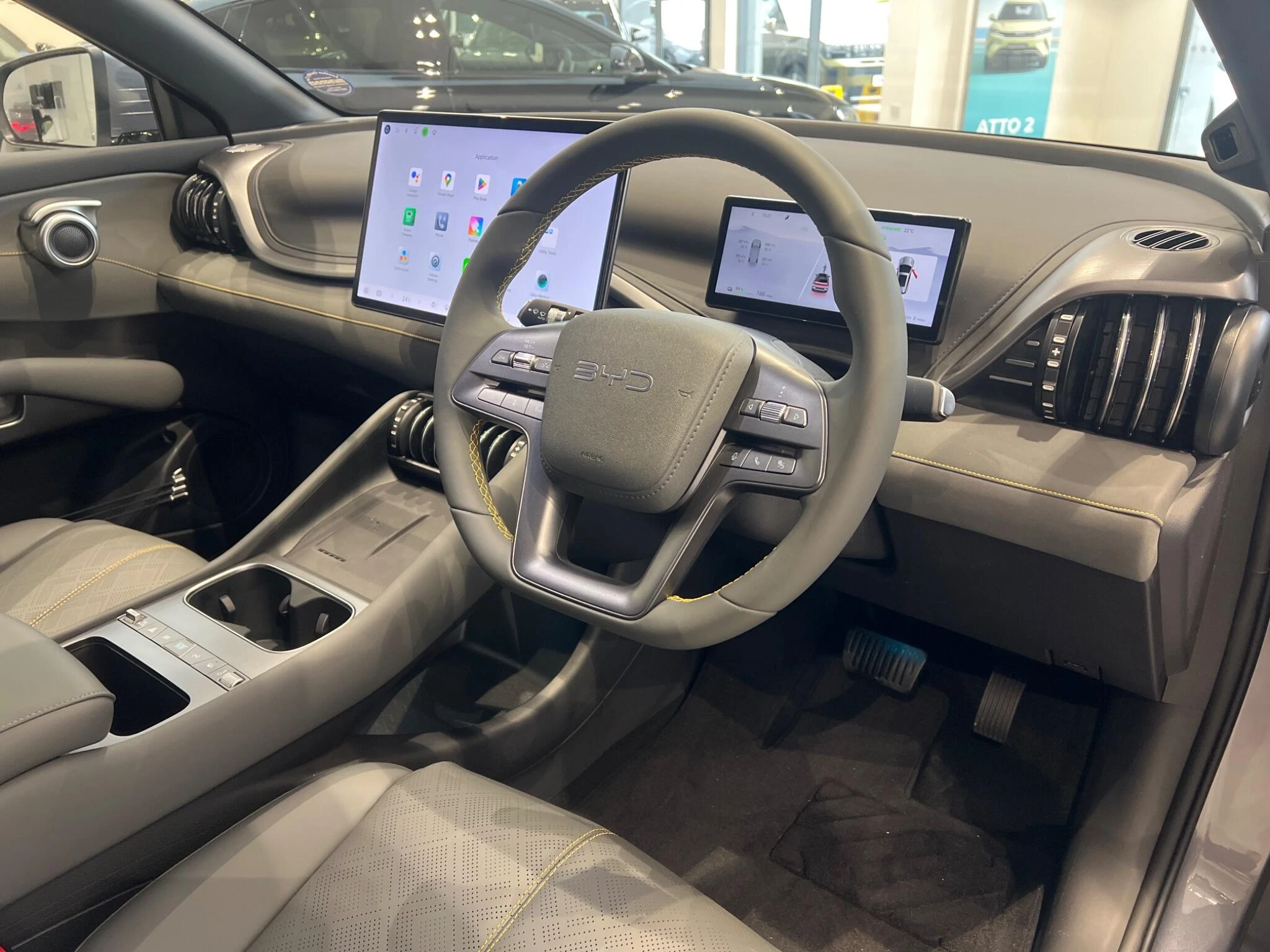 Vehicle image 18