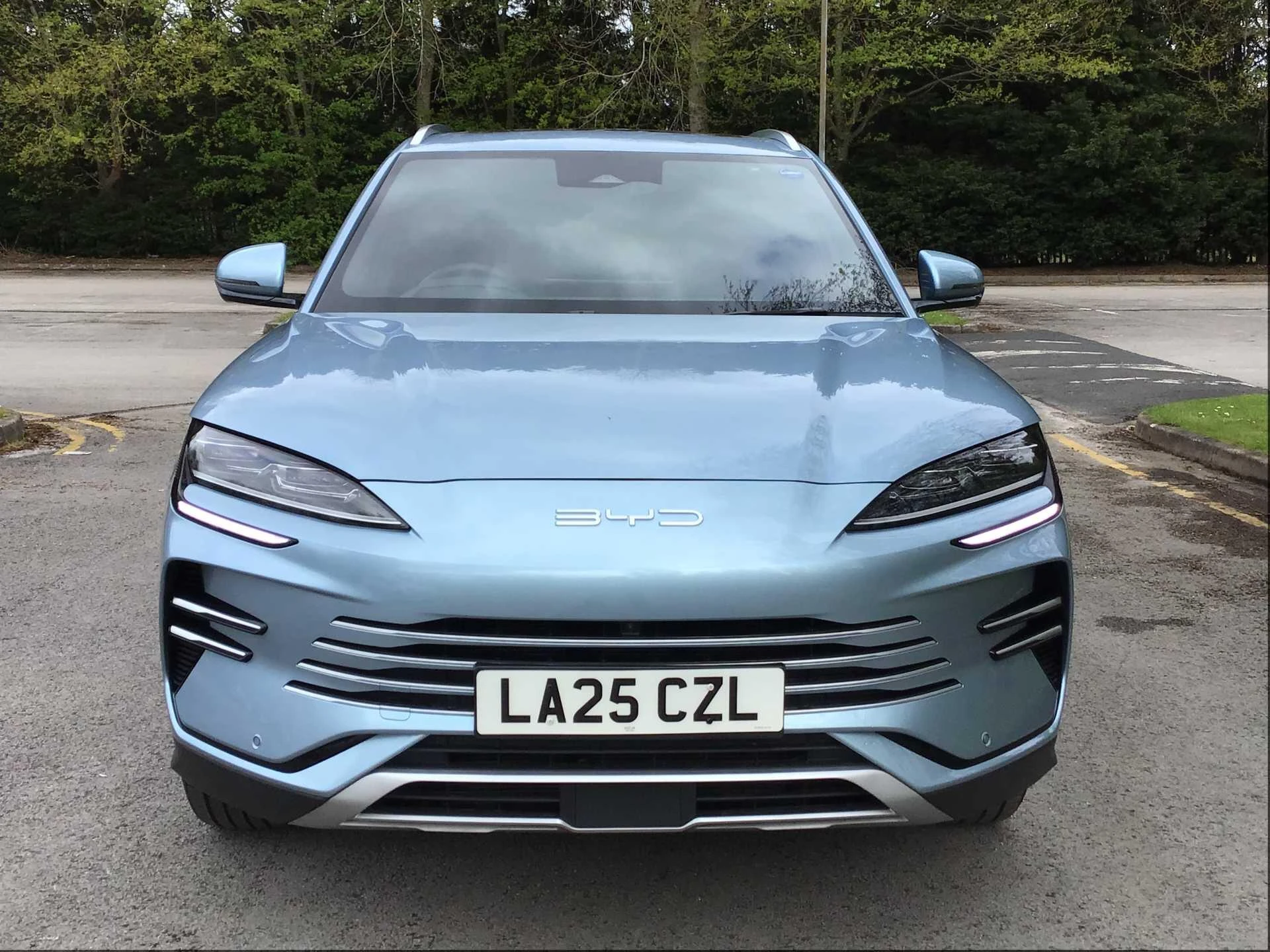 Vehicle image 6