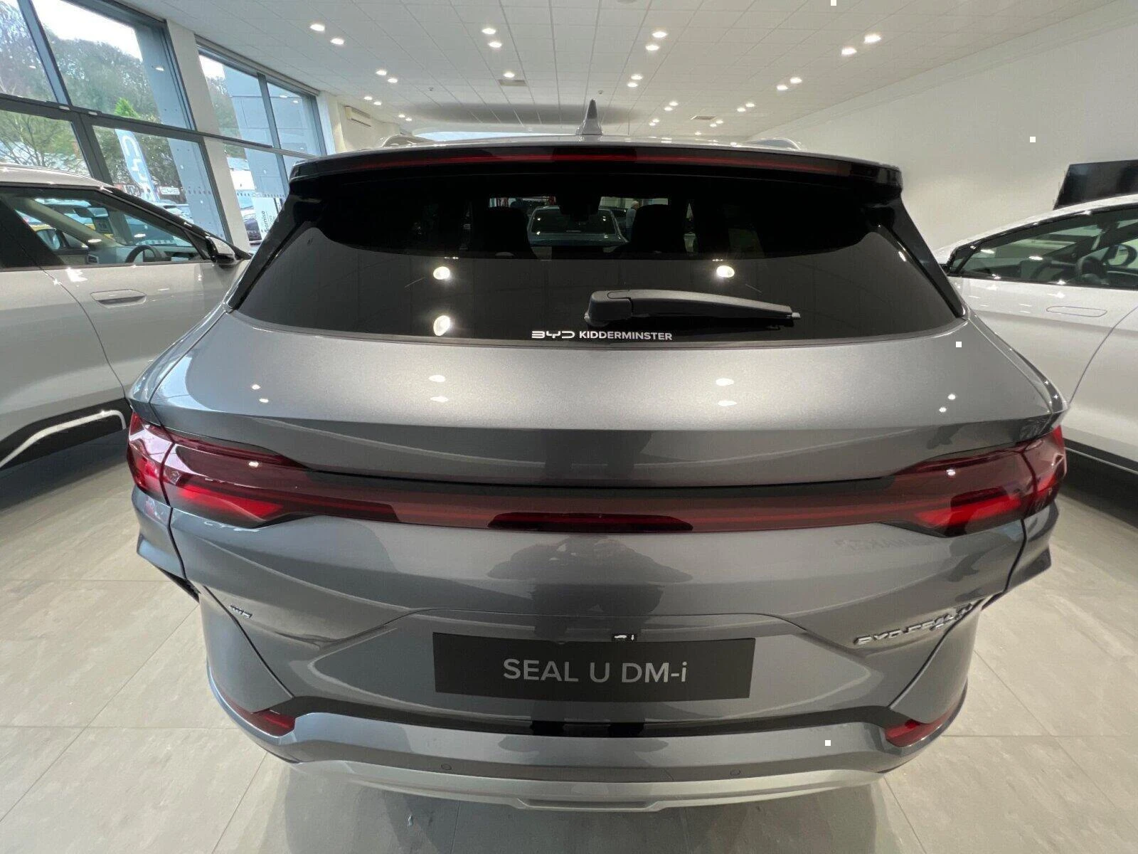Vehicle image 18