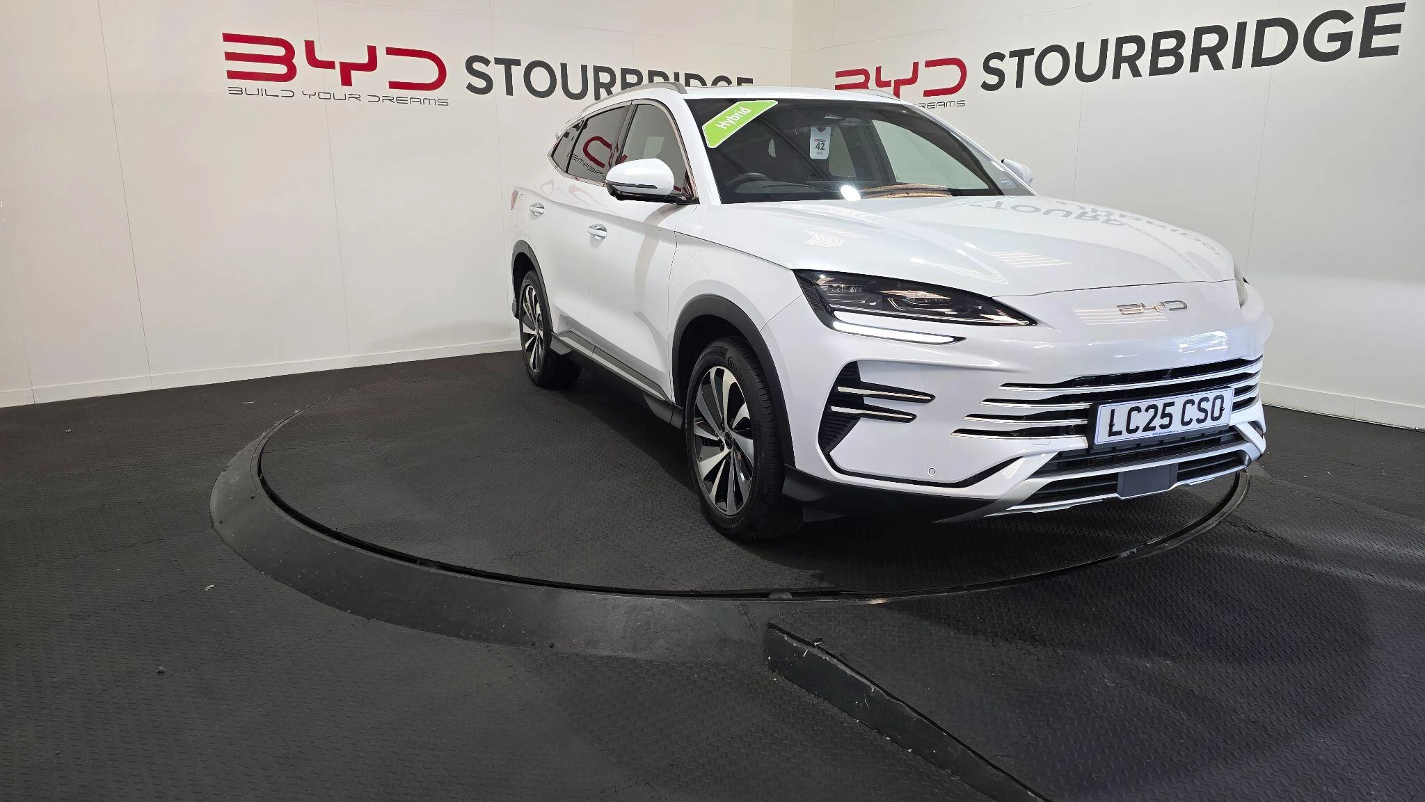 Vehicle image 7