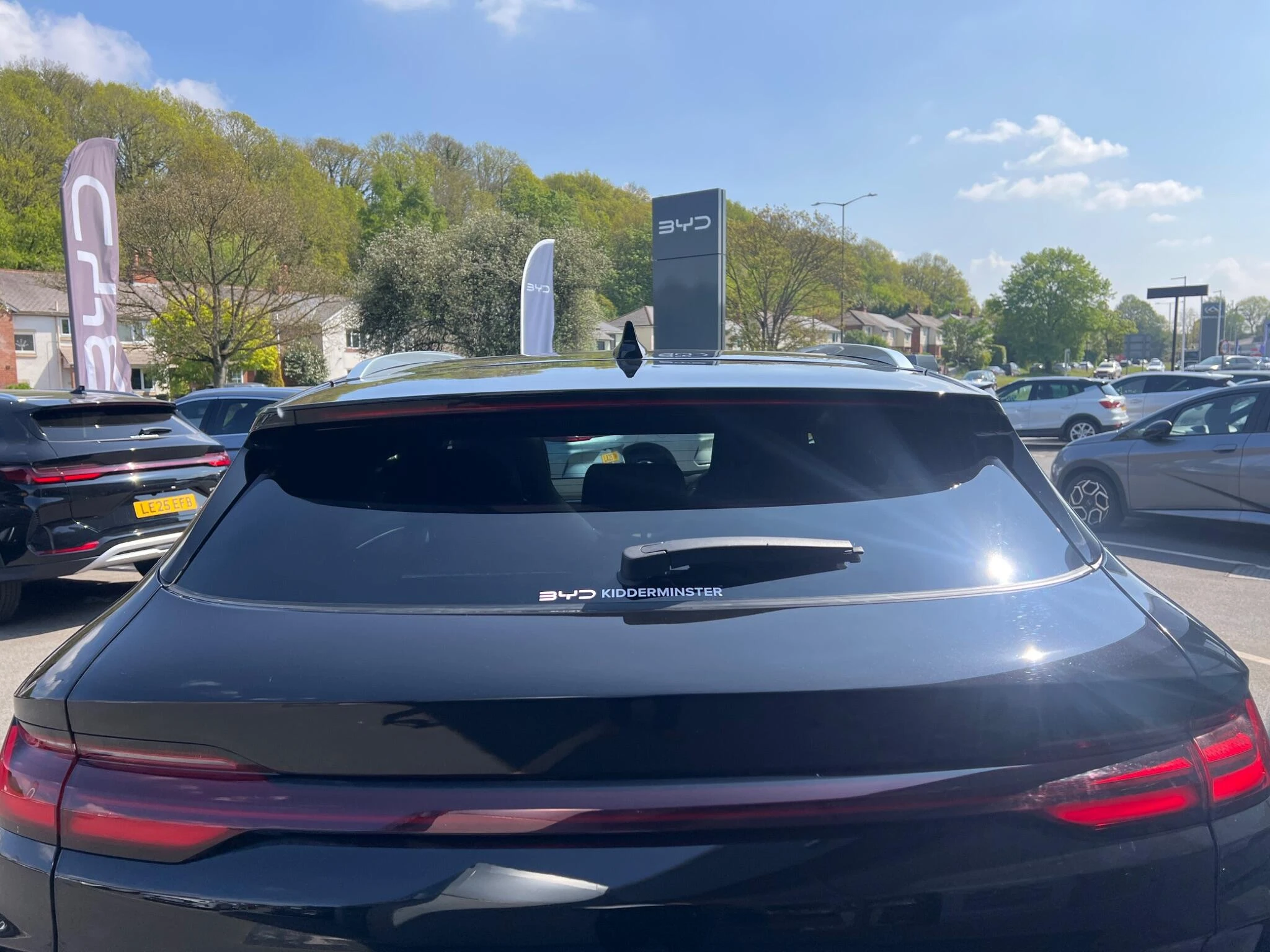 Vehicle image 11