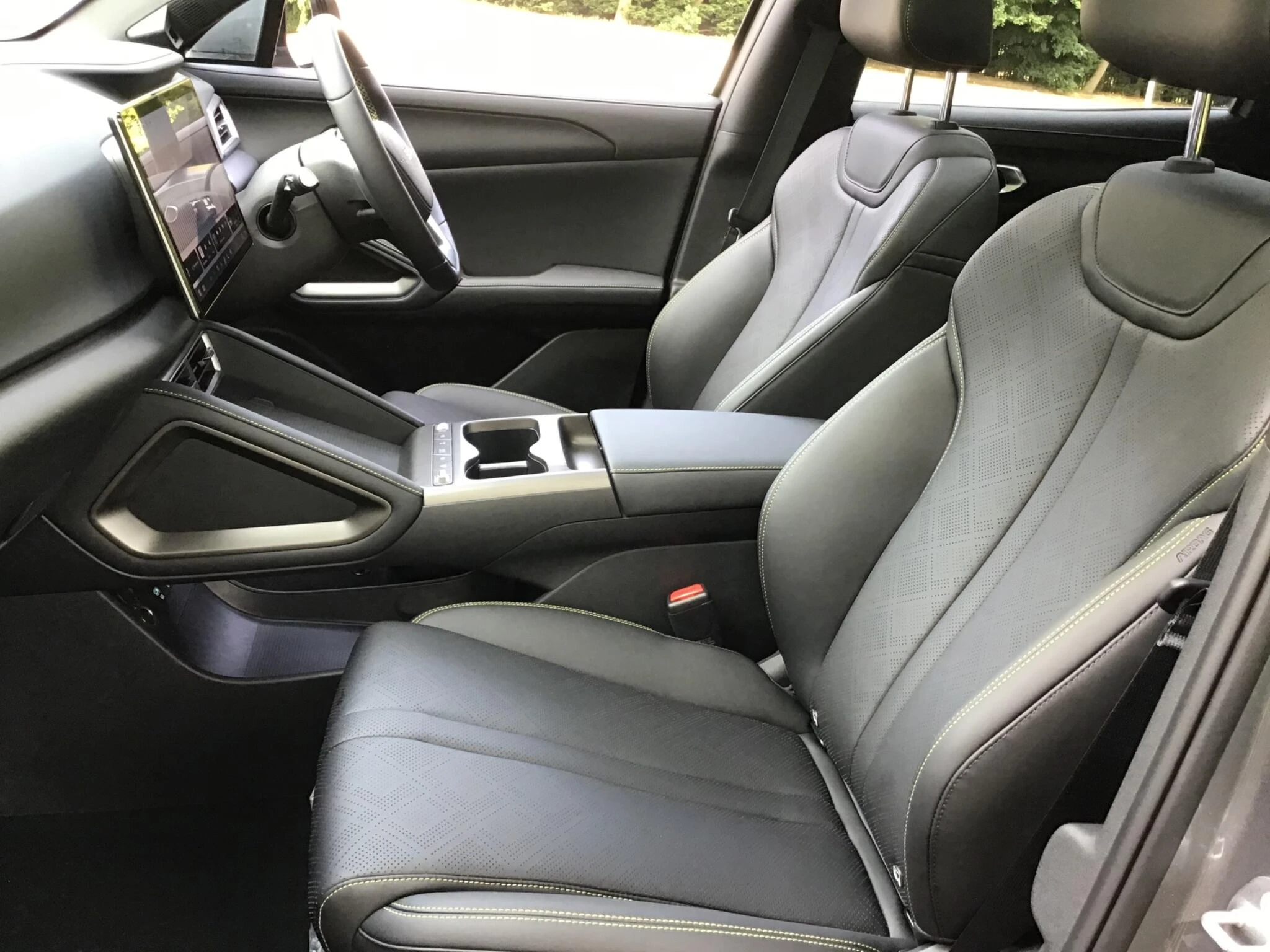 Vehicle image 36