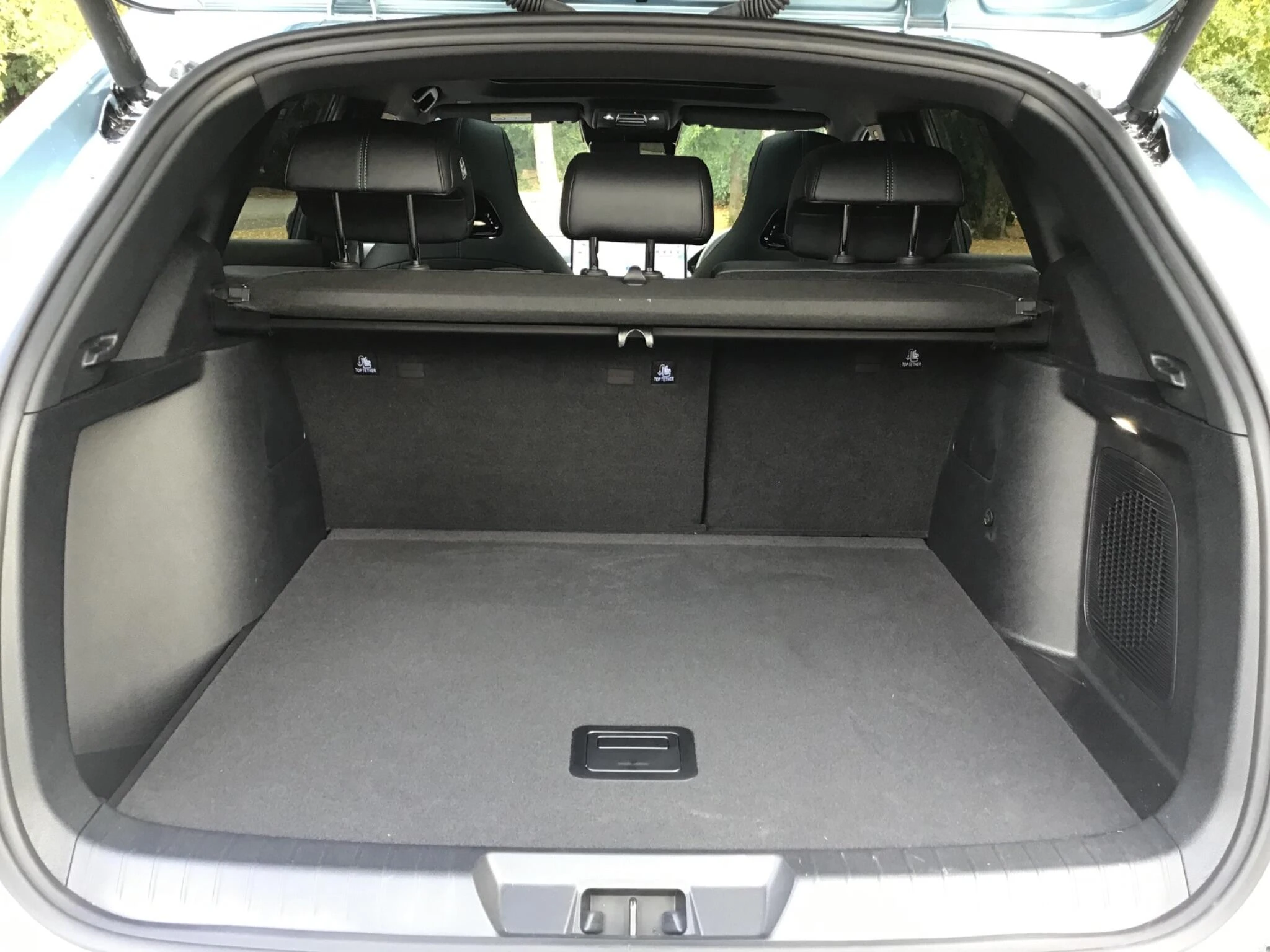Vehicle image 31