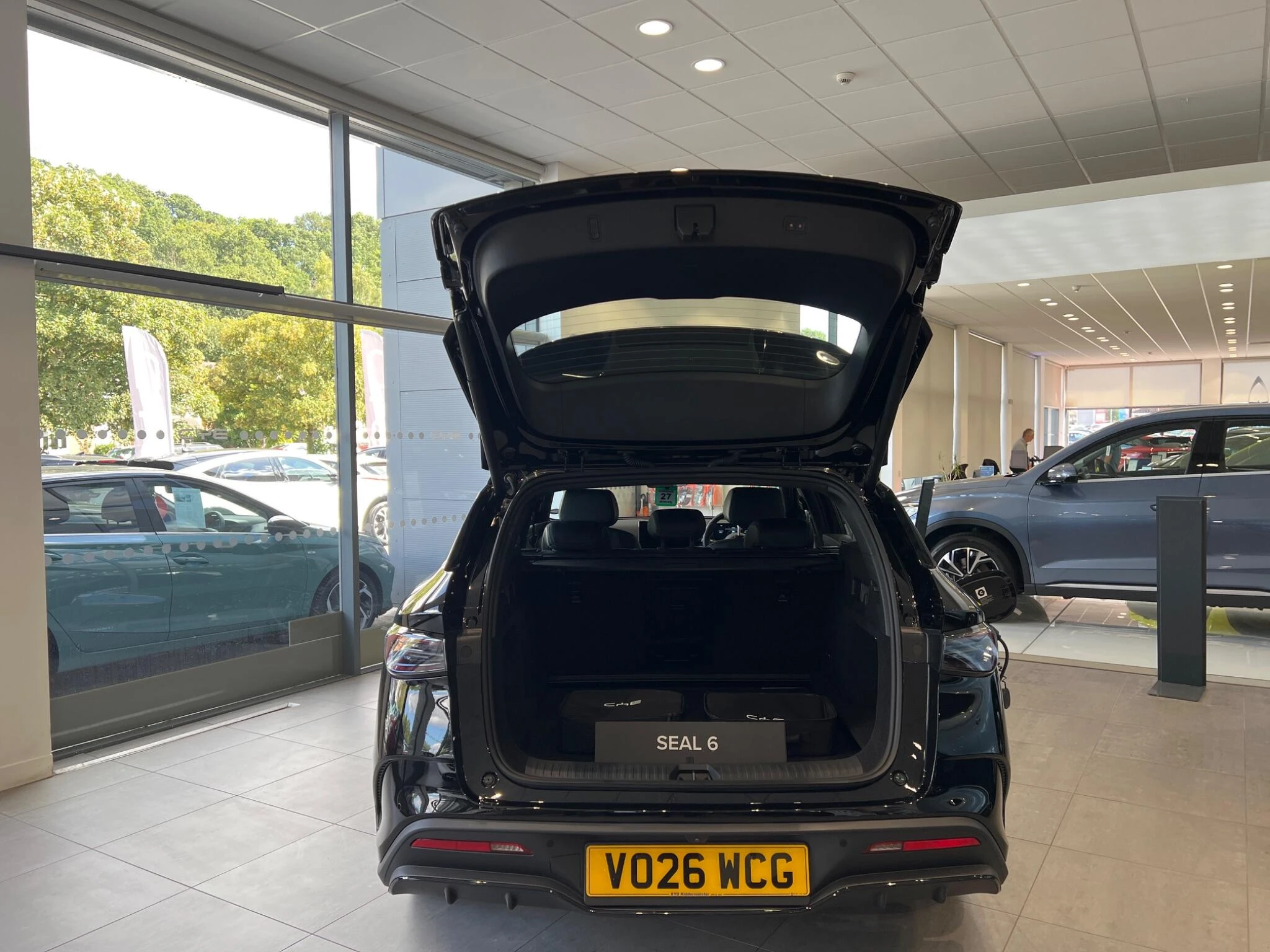 Vehicle image 48