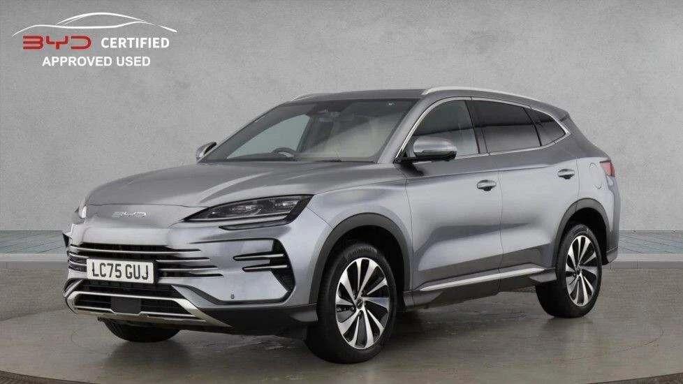Vehicle image 3