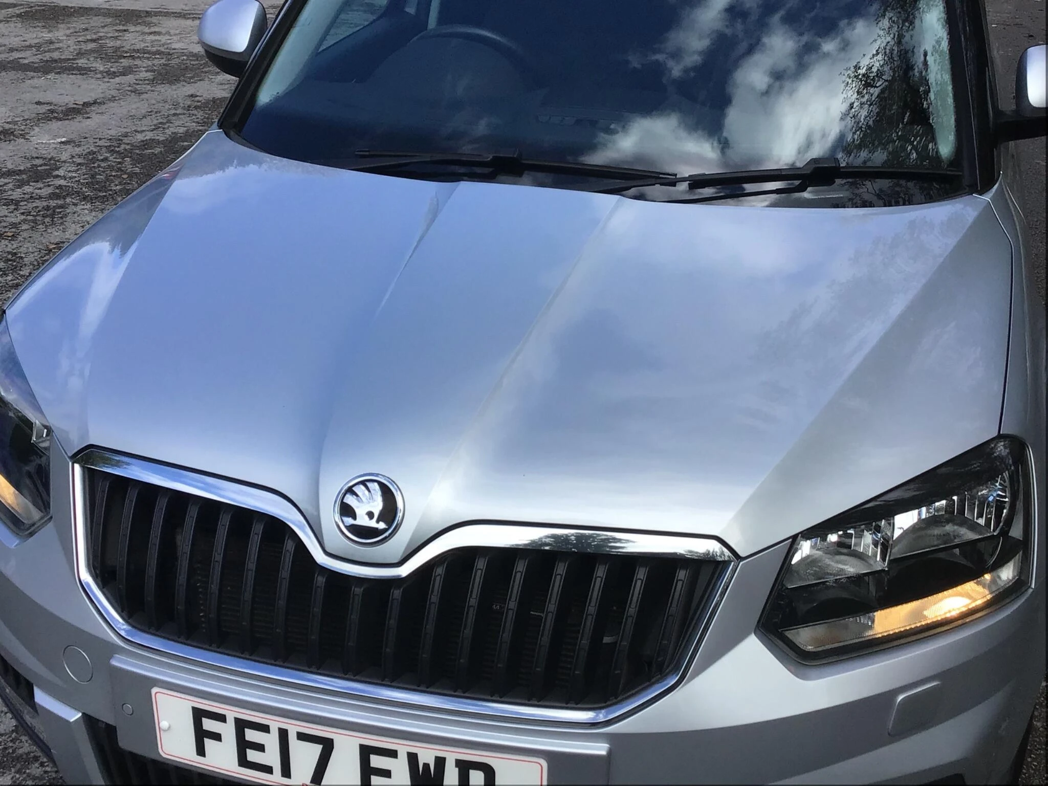 Vehicle image 9