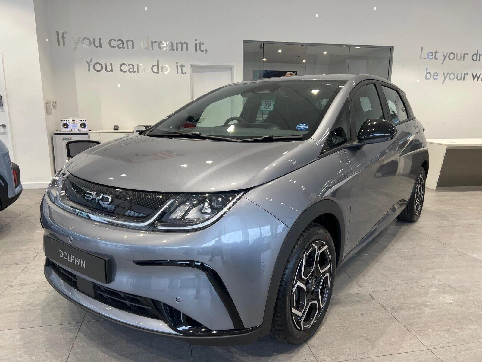 Vehicle image 48