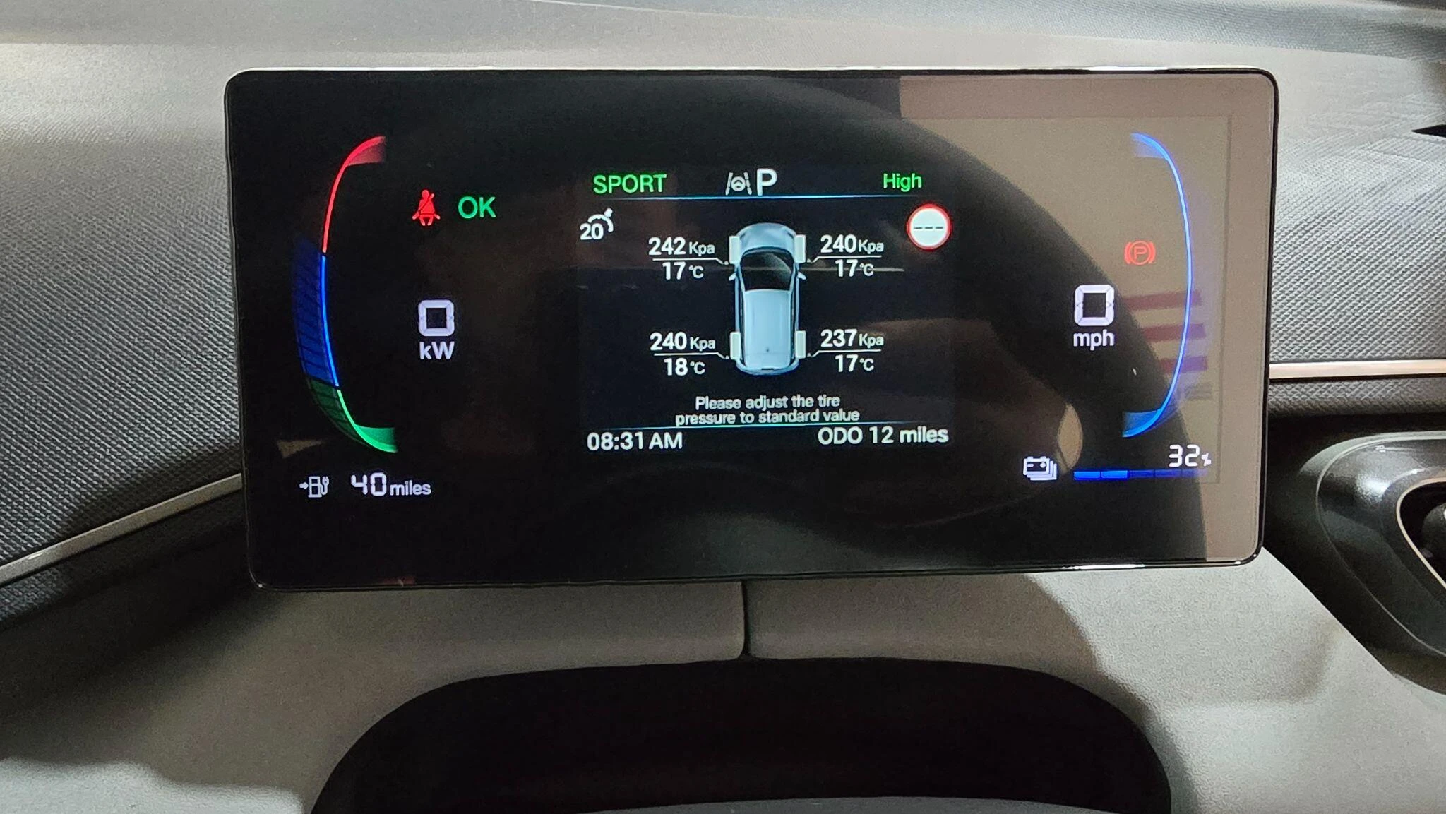 Vehicle image 38