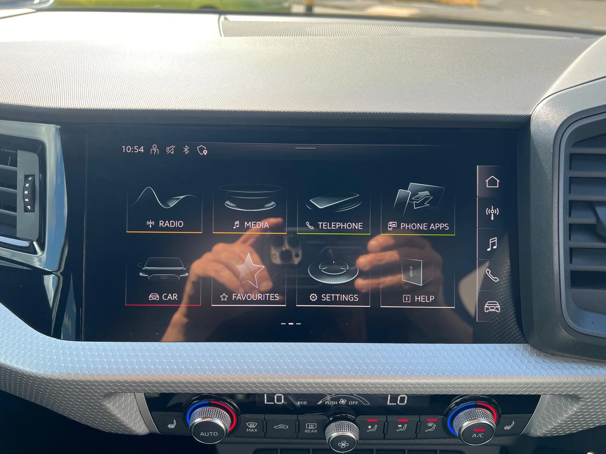 Vehicle image 35